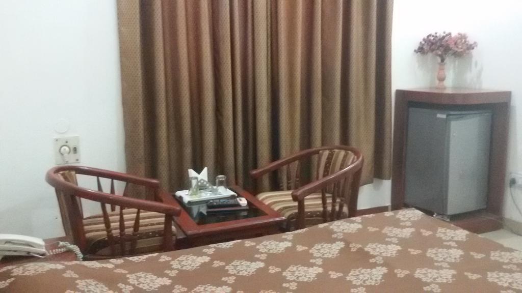 Hotel Sunrise Inn Λάκναου Εξωτερικό φωτογραφία