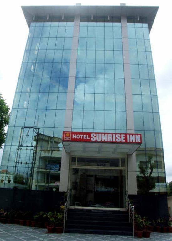 Hotel Sunrise Inn Λάκναου Εξωτερικό φωτογραφία
